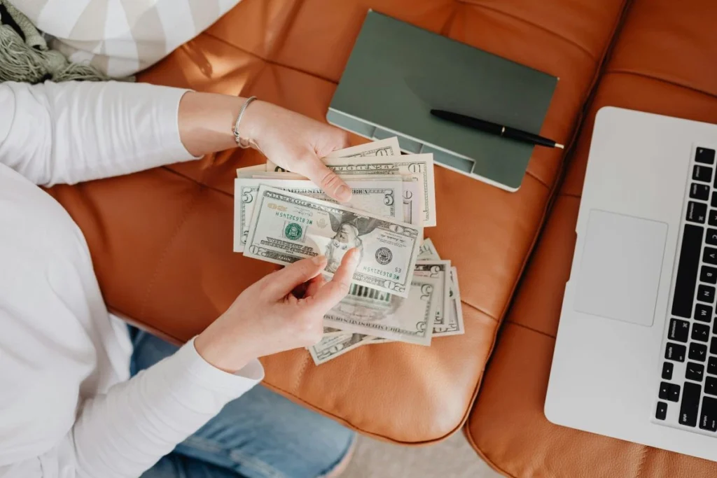 Earn Money Online Without Investment in 2025